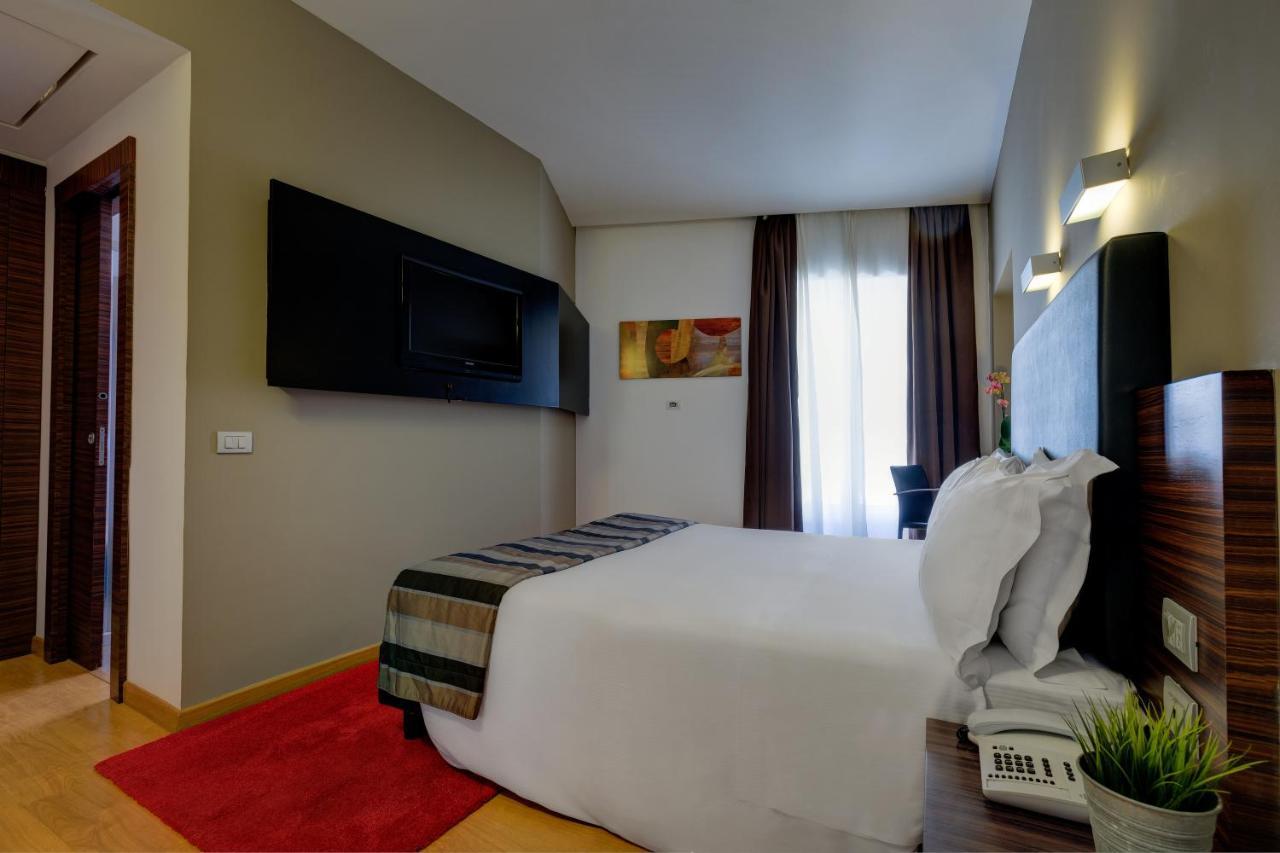 Trevi Collection Hotel - Gruppo Trevi Hotels Рим Экстерьер фото